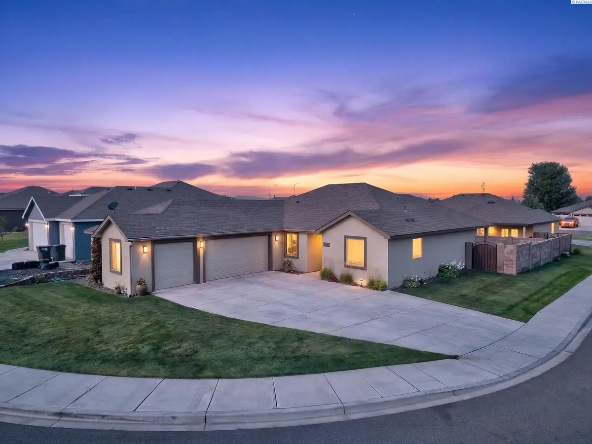 6018 Cotswold Lane, Pasco, WA 99301 - #1