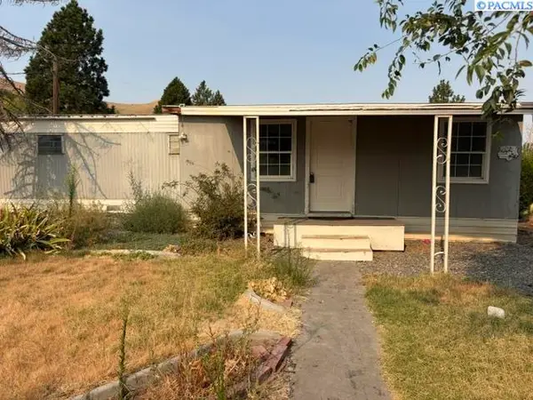 23802 N Willard Ave, Benton City, WA 99320