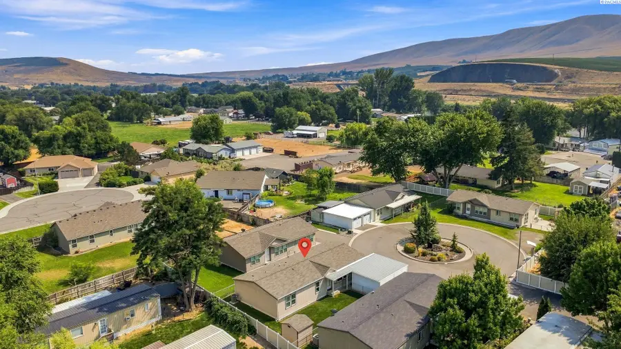 1304 Babs Ave #12, Benton City, WA 99320 - #2