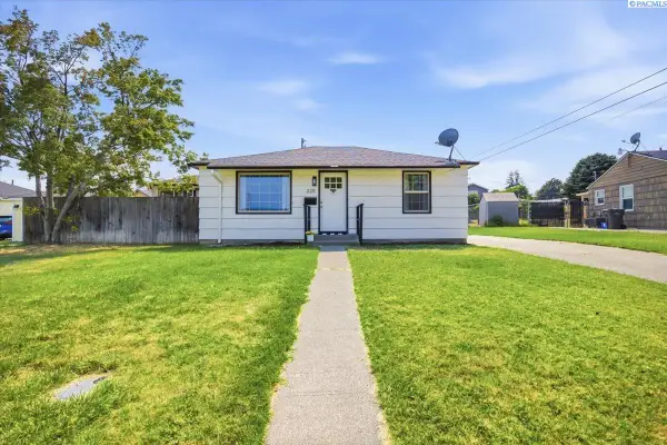 2211 W 5th Ave., Kennewick, WA 99336