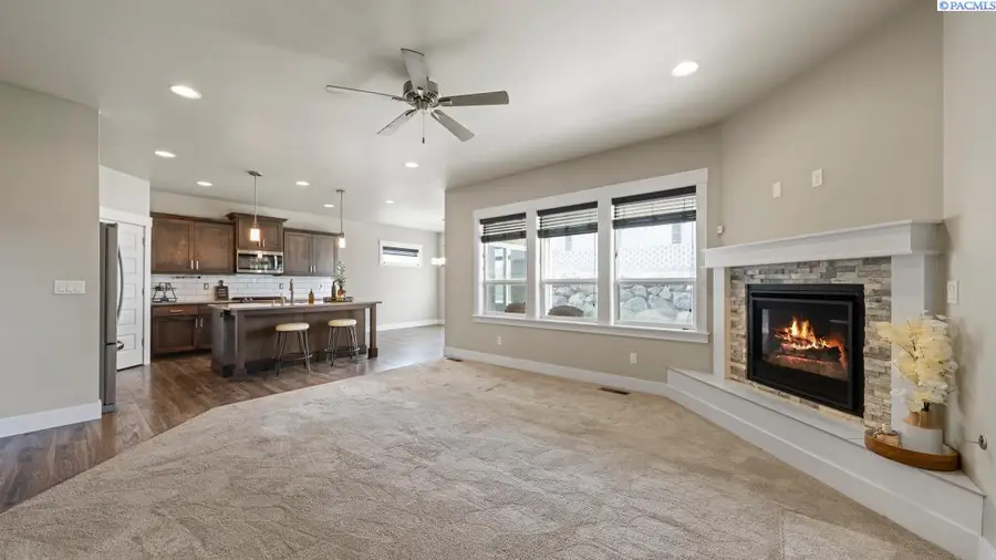 6947 W 33rd Place, Kennewick, WA 99338 - #3