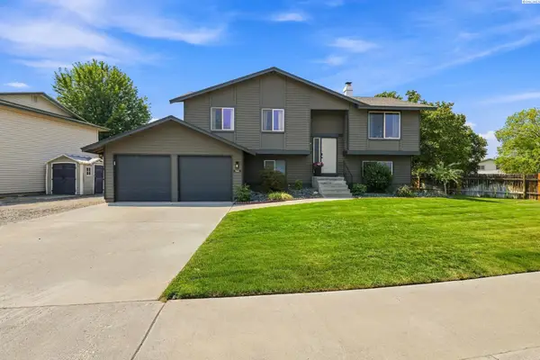 7905 W Imnaha Ave, Kennewick, WA 99336