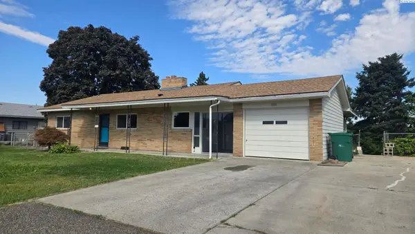 7108 W Willamette Ave, Kennewick, WA 99336