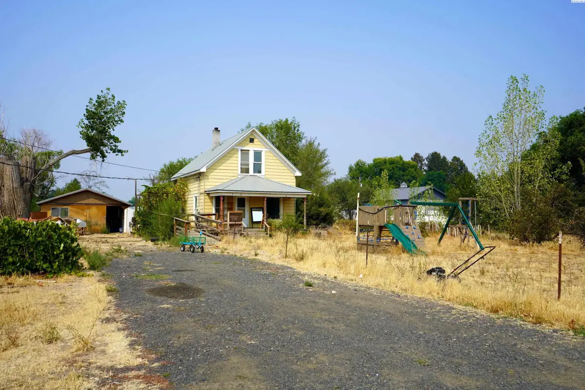 140312 W North River Road, Prosser, WA 99350 - #1