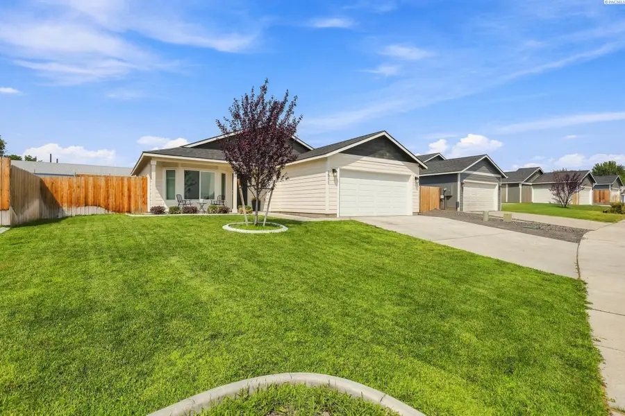 1511 13th St, Benton City, WA 99320 - #3