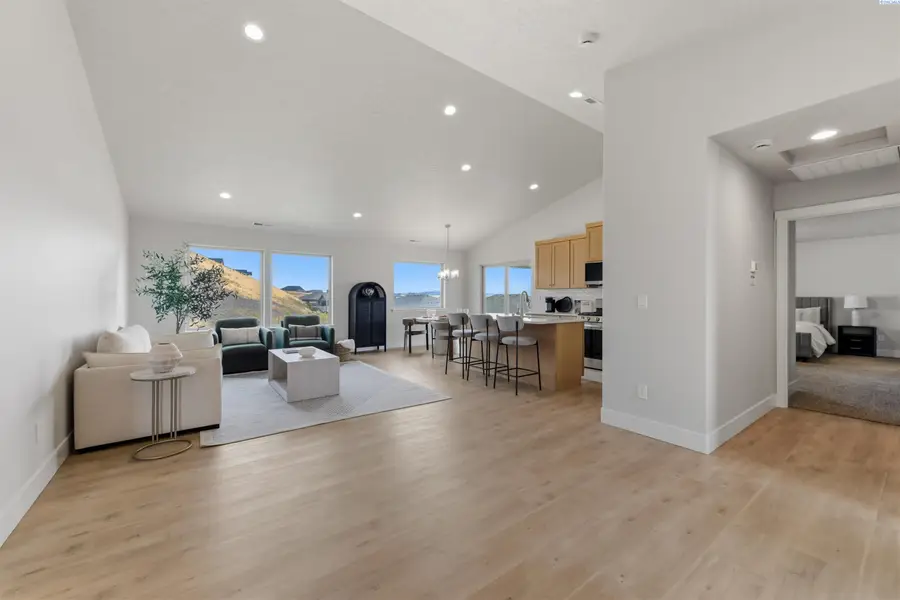 2903 S Osborne St, Kennewick, WA 99338 - #3