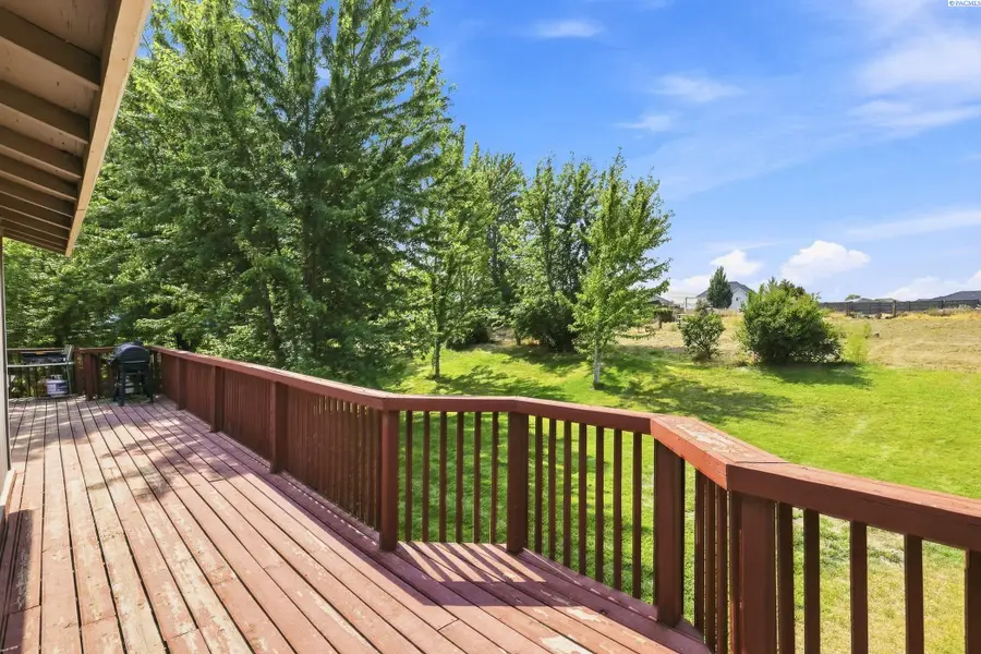 1804 S Bermuda, Kennewick, WA 99338 - #3