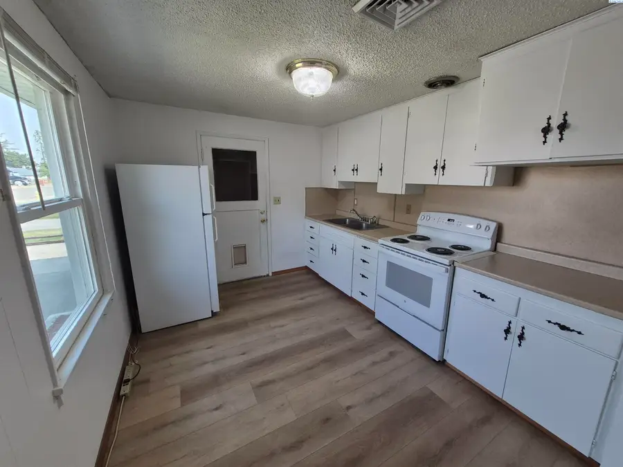 632 S Everett St, Kennewick, WA 99336 - #2