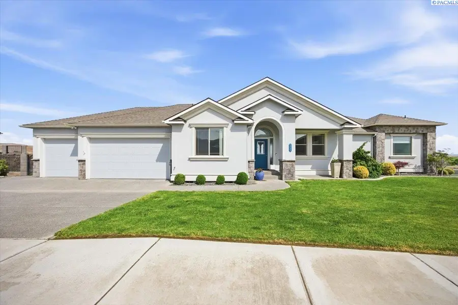505 Thebes St., West Richland, WA 99353 - #2