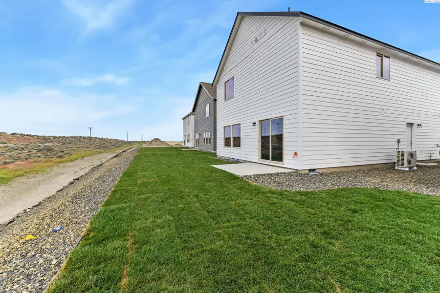 10490 W Clearwater Dr, Kennewick, WA 99336 - #3