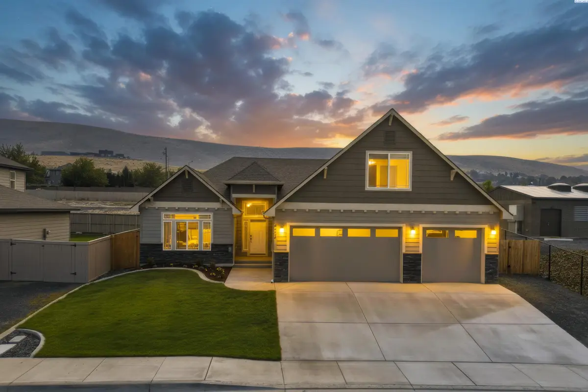 4272 S Anderson Pl, Kennewick, WA 99338 - #1