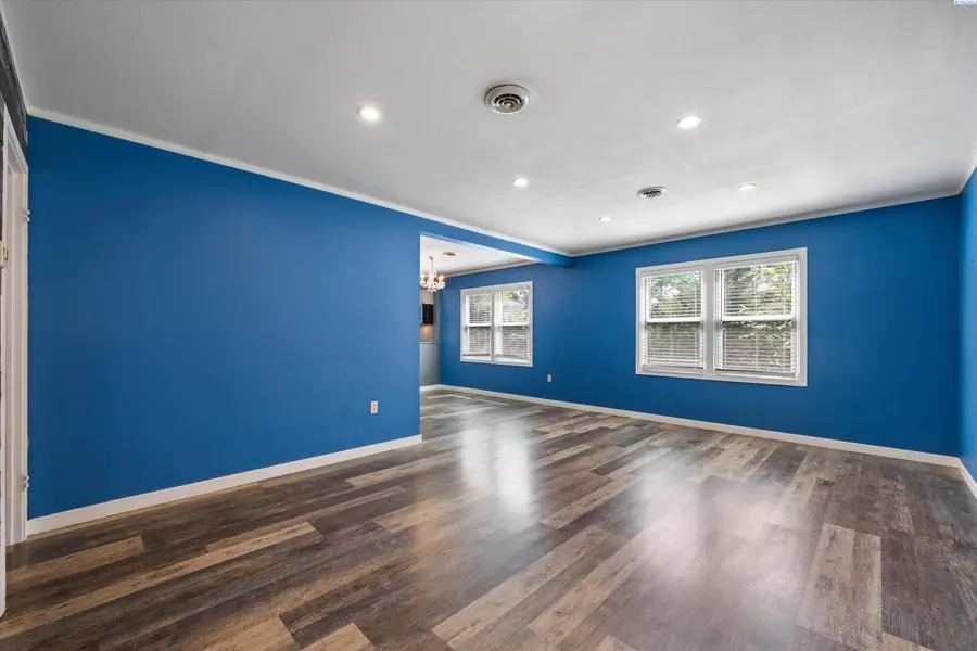 204 Douglass Ave, Richland, WA 99352 - #3