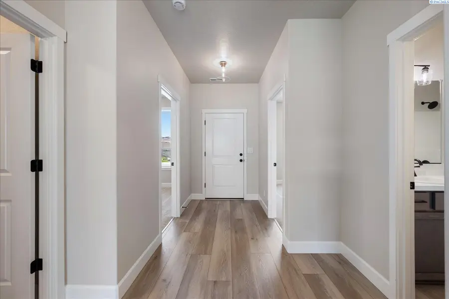7243 W 29th Place, Kennewick, WA 99338 - #3