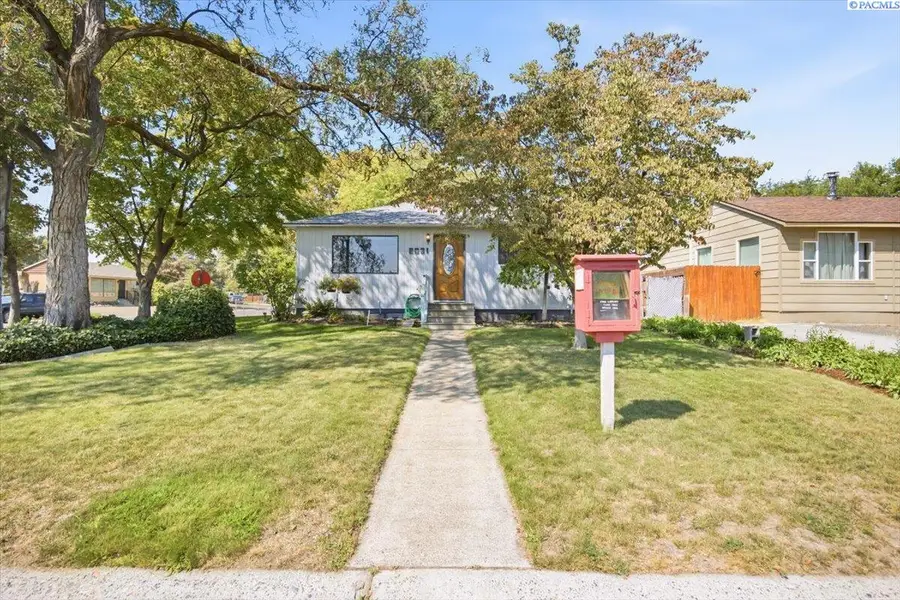 2031 Rainier Ave, Richland, WA 99354 - #2
