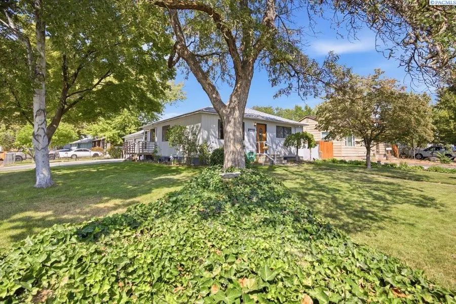 2031 Rainier Ave, Richland, WA 99354 - #3