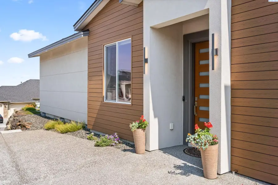 417 Heritage Hills Dr, Richland, WA 99352 - #3