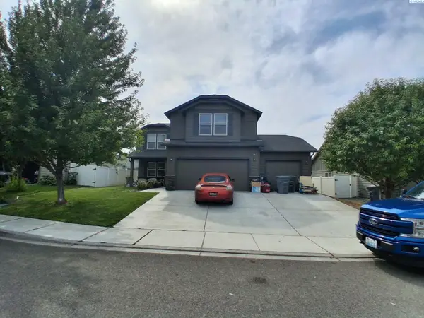 2935 Woodland Pl, Richland, WA 99352-9000