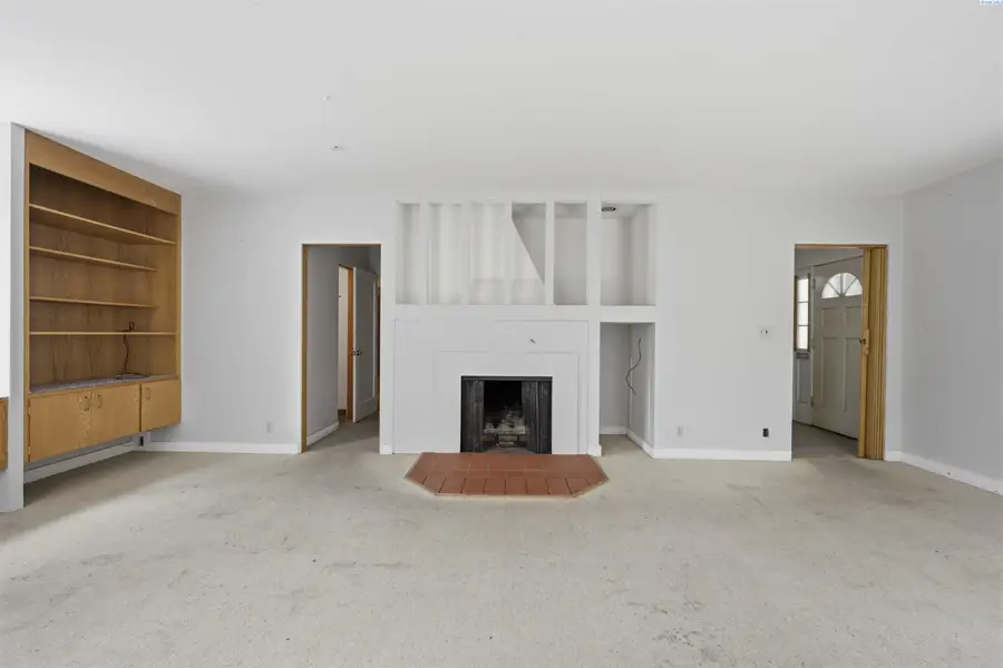 1055 NE Indiana Street, Pullman, WA 99163 - #3
