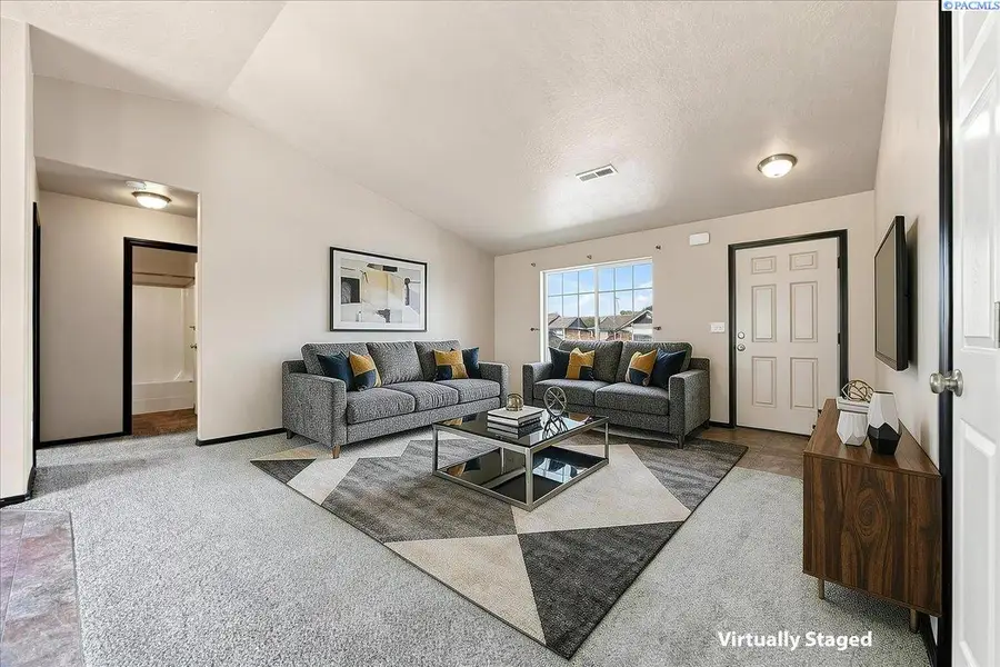 462 E 15th Place, Kennewick, WA 99337 - #2