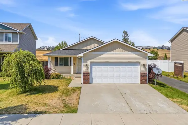 1400 SW Lost Trail Dr, Pullman, WA 99163