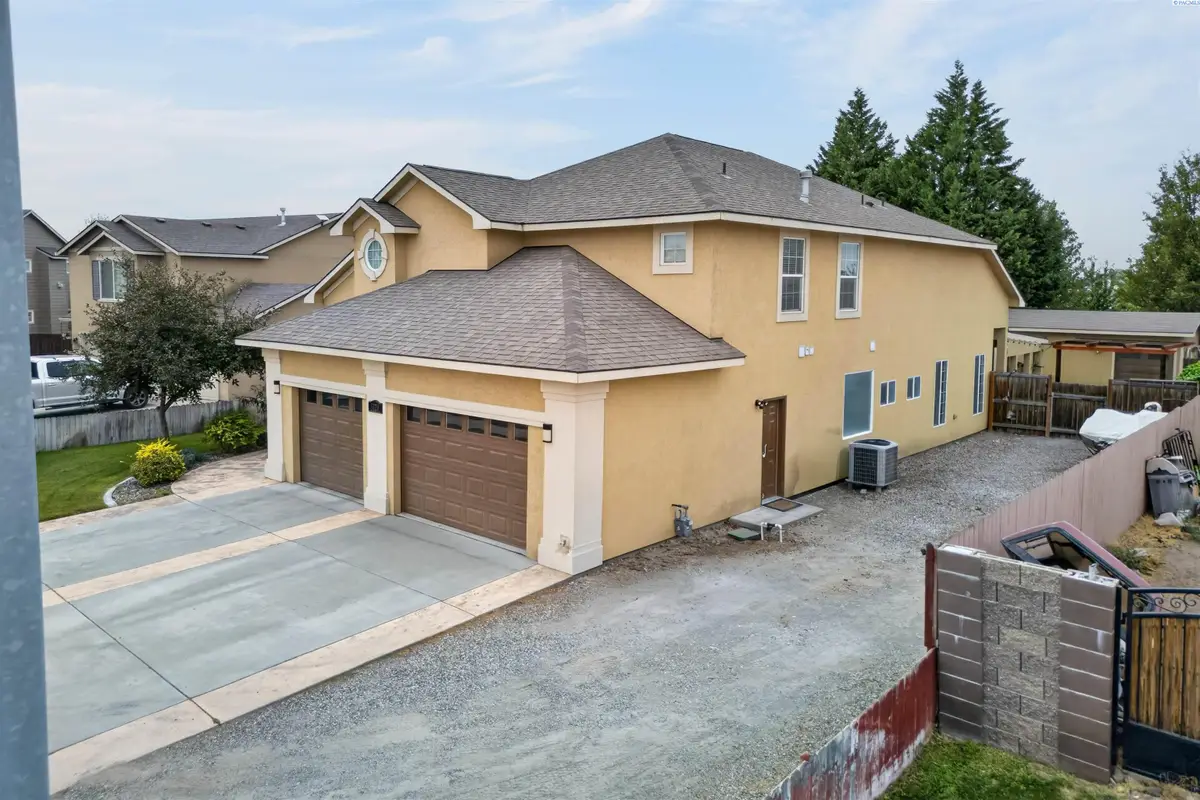 5120 Antigua Dr, Pasco, WA 99301 - #1