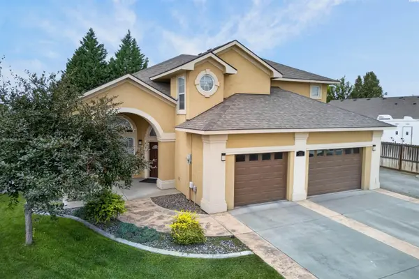 5120 Antigua Dr, Pasco, WA 99301