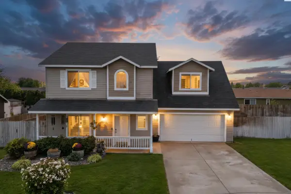 1560 Desert Springs Avenue, Richland, WA 99352