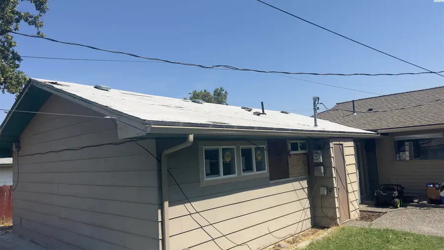 208 S Dawes, Kennewick, WA  - #2