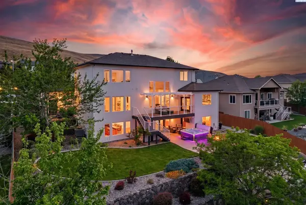 1614 W 51st Avenue, Kennewick, WA 99337