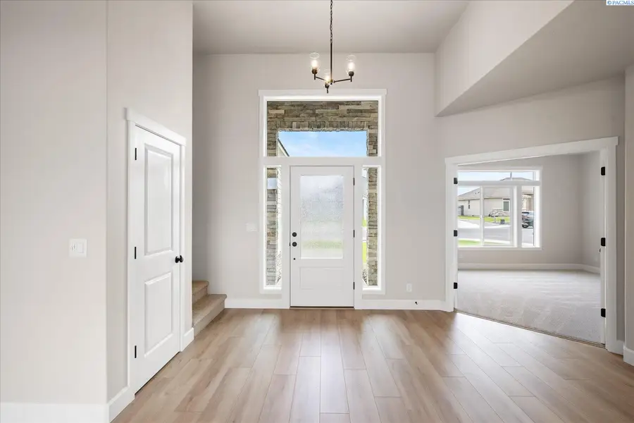 2892 S Alaska St, Kennewick, WA 99338 - #2