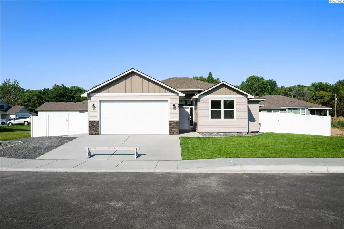 2816 S Beech St, Kennewick, WA 99337 - #1