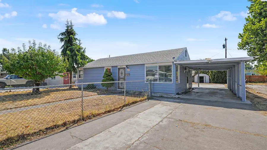 1612 W Brown St, Pasco, WA 99301 - #2