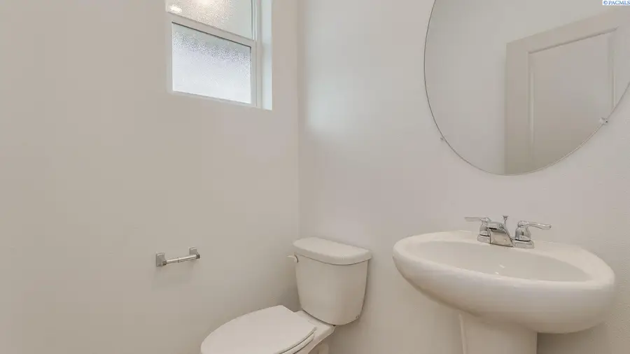 2250 Vido Ave, Richland, WA 99352 - #3