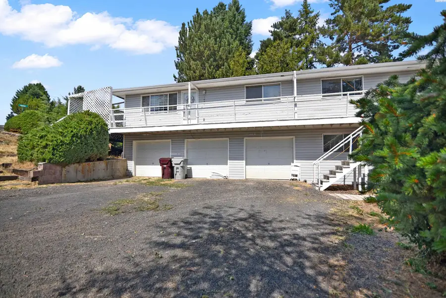 1430 NW Deane St., Pullman, WA 99163 - #2