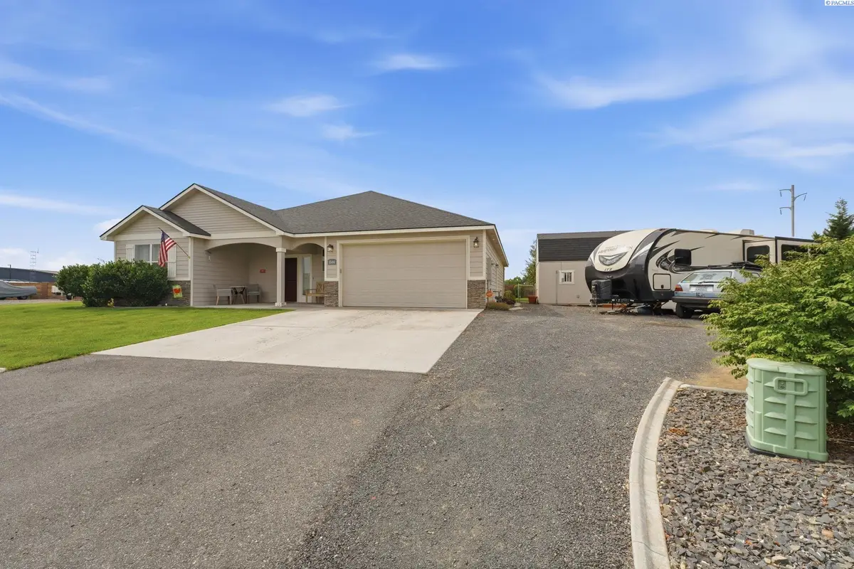1500 Steele Ct, Pasco, WA 99301 - #1