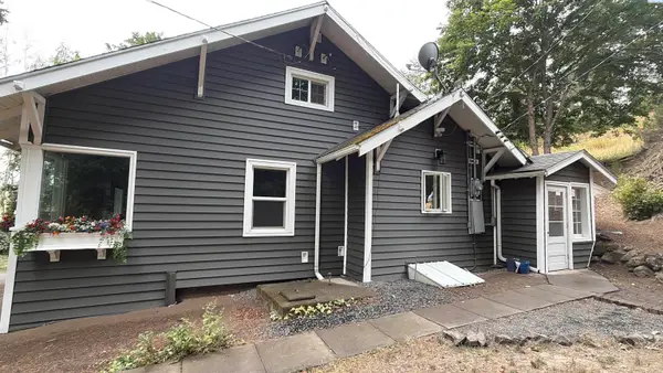 5004 Parvin Rd, Colfax, WA 99111