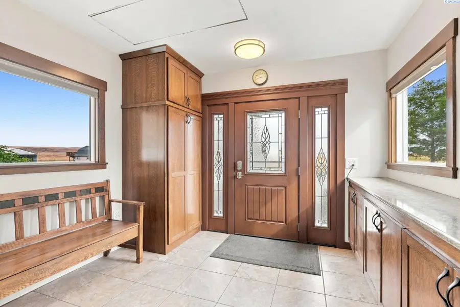 202 Glorfield Rd, Saint John, WA 99171 - #3