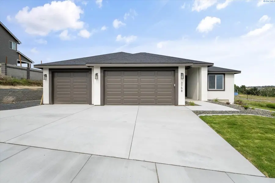 3758 S Nelson St, Kennewick, WA 99338 - #2