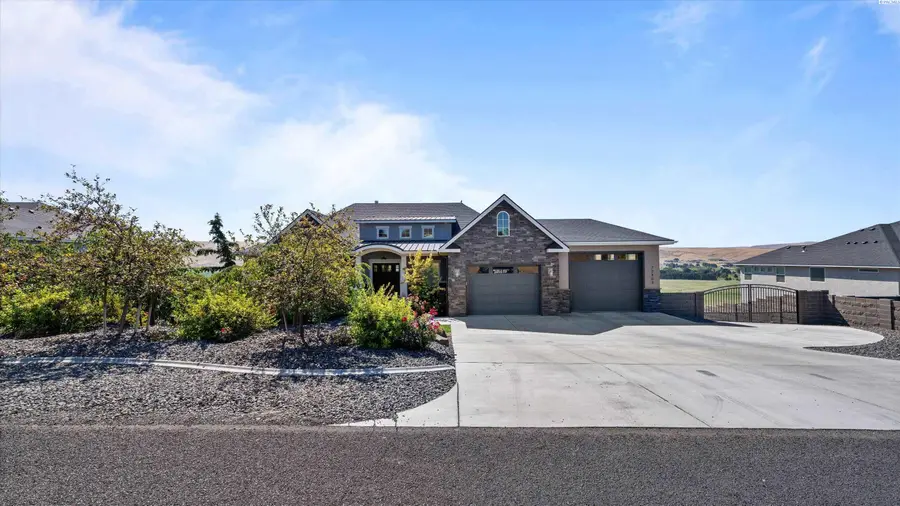 73403 E Grand Bluff Loop, Kennewick, WA 99338 - #3