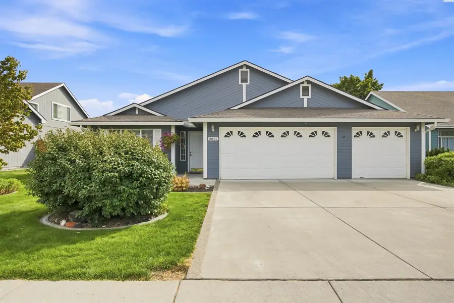 8827 W Klamath Ave, Kennewick, WA 99336 - #2