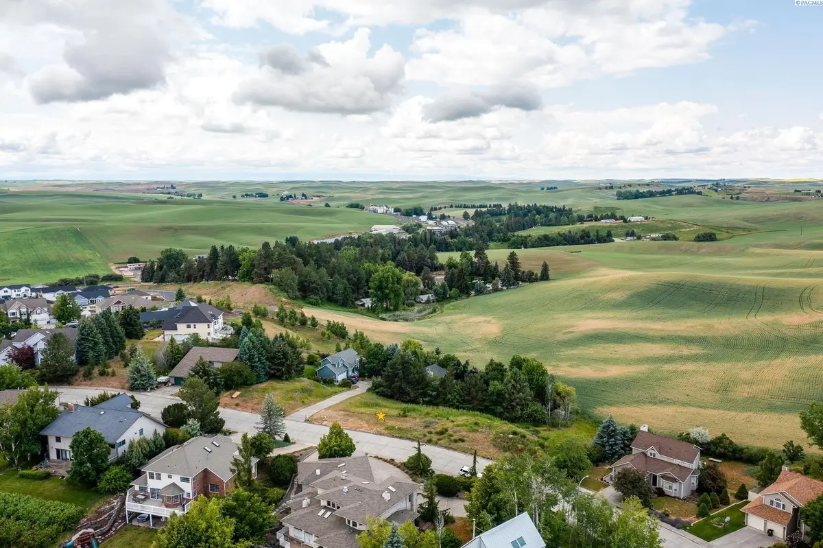 1540 & 1550 SW Wadleigh Drive, Pullman, WA 99163-2049 - #1