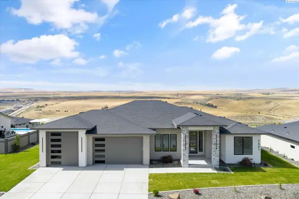 7541 W 22nd Place, Kennewick, WA 99337