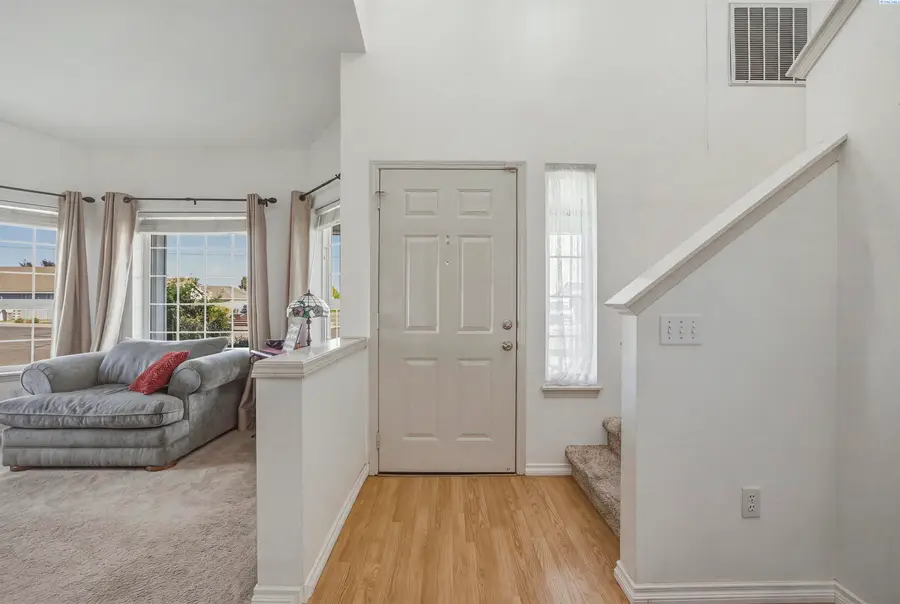7147 W 4th Ave, Kennewick, WA 99336 - #3