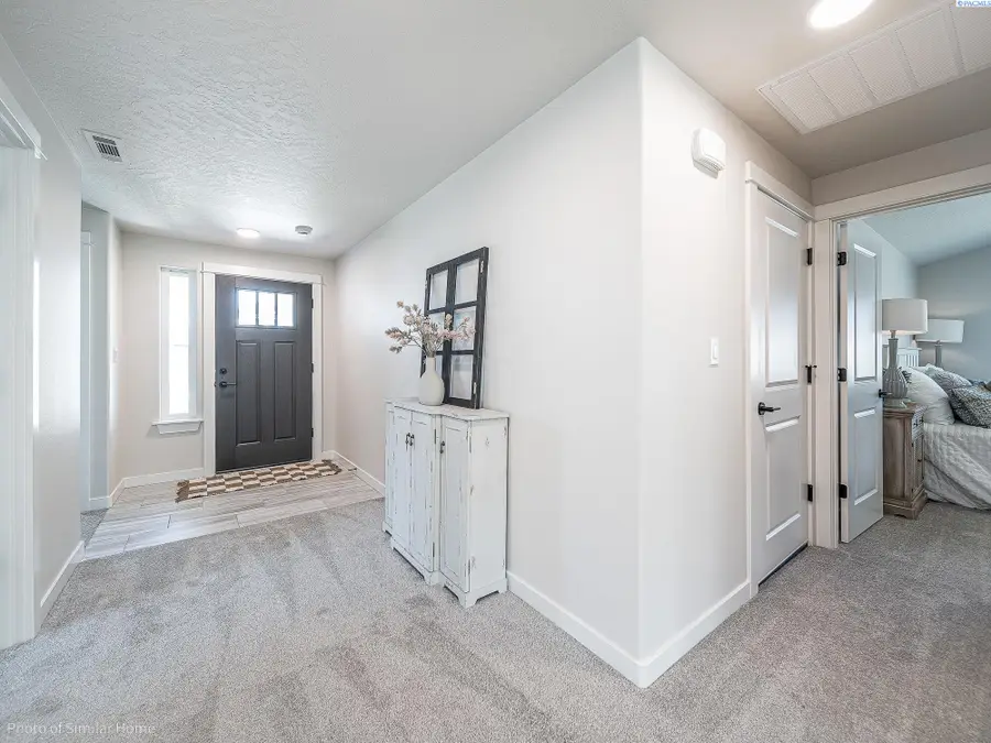 7088 W 24th Ave, Kennewick, WA 99338 - #2
