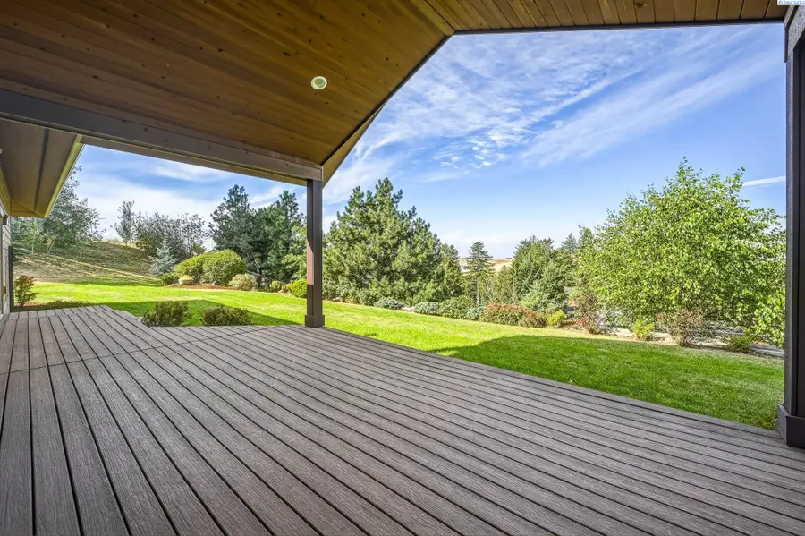1875 SW Barclay Ridge Drive, Pullman, WA 99163 - #3