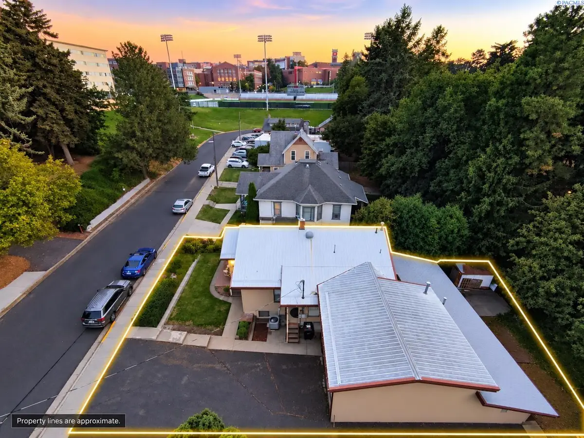 1015 NE Lake Street, Pullman, WA 99163 - #1