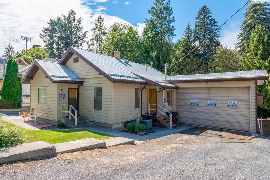 1015 NE Lake Street, Pullman, WA 99163 - #2
