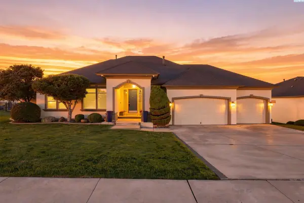 292 Meadow Hills Dr., Richland, WA 99352