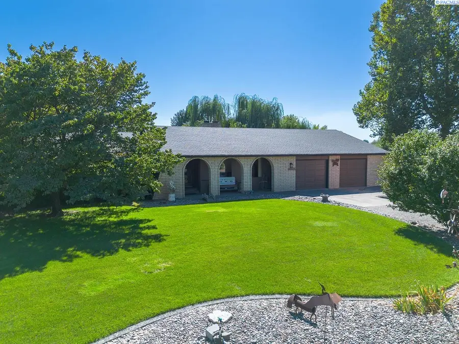 4922 W Argent Road, Pasco, WA 99301 - #3