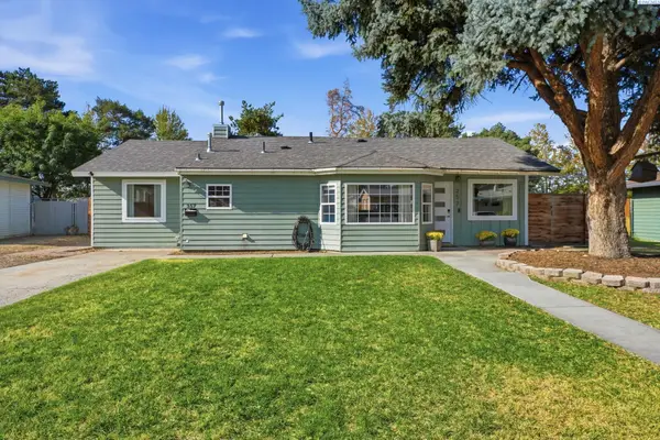 357 Cottonwood Drive, Richland, WA 99352